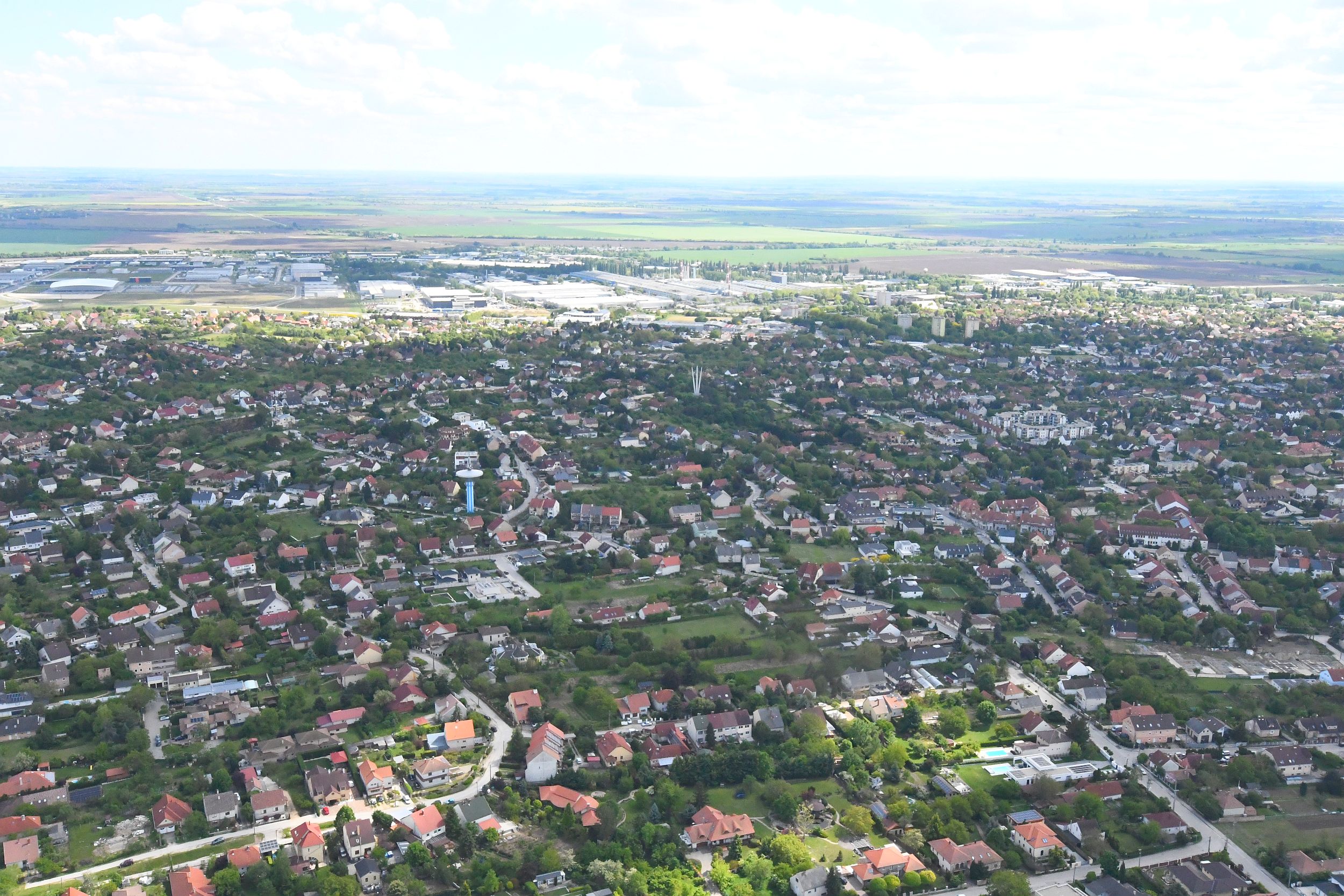 Csőtörés Öreghegyen - késő éjszakára áll helyre mindenhol a szolgáltatás